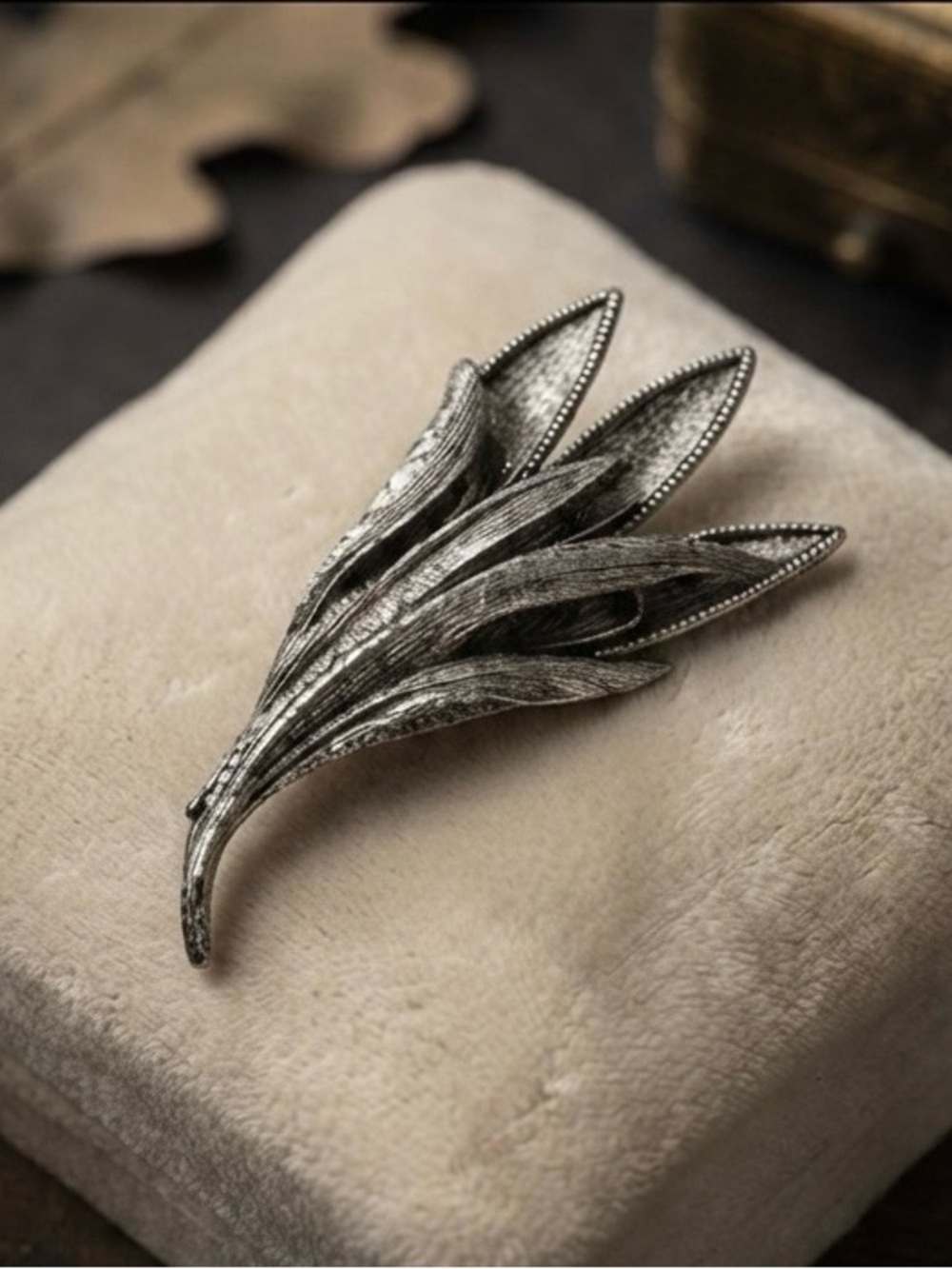 Vintage Silver-Tone Textured Calla Lily Spray Brooch